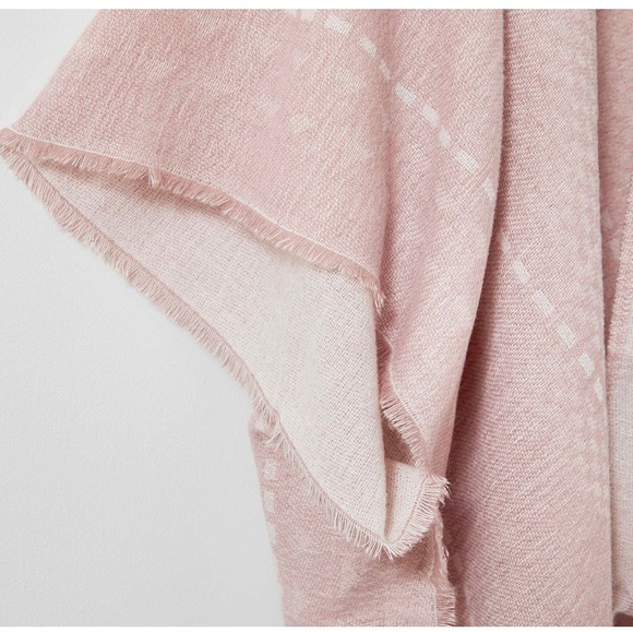 Gentle Fawn Kimono - Picture 7 of 9